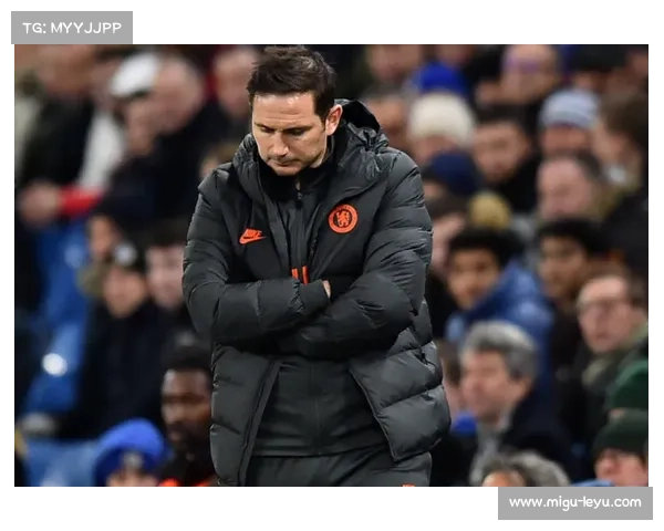 切尔西球迷标语被踩，客场失利黯然离场